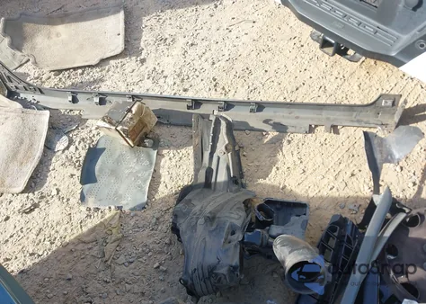 2001 Nissan Altima Gxe z USA, uszkodzony, nr VIN 1N4DL01D51C241388